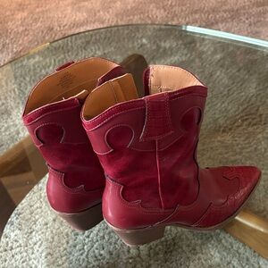 Crown Vintage Burgundy Ankle Boots